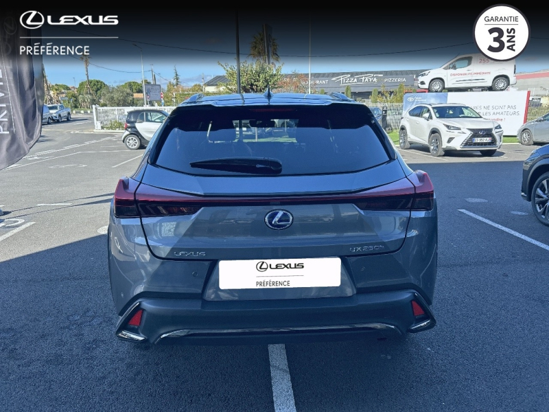 LEXUS UX d’occasion à vendre à Lattes chez Lexus Montpellier (Photo 4)