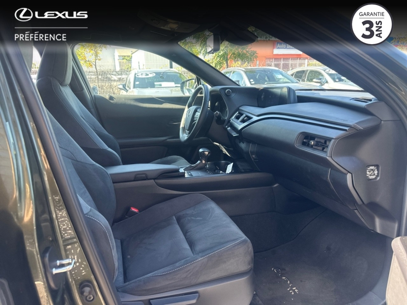 LEXUS UX d’occasion à vendre à LATTES chez ADL (Photo 6)