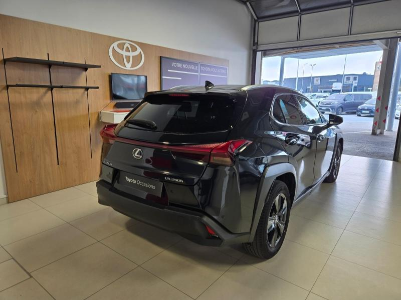 LEXUS UX d’occasion à vendre à LATTES chez ADL (Photo 13)