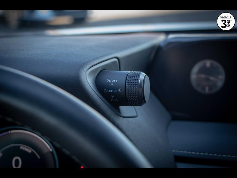 LEXUS UX d’occasion à vendre à LATTES chez ADL (Photo 8)