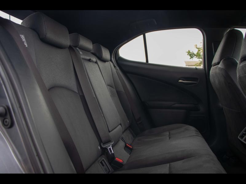 LEXUS UX d’occasion à vendre à LATTES chez ADL (Photo 11)