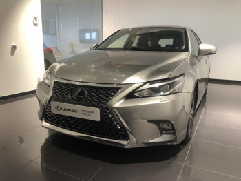 LEXUS CT 200h Luxe MY19 Euro6d-T 98660 km à vendre