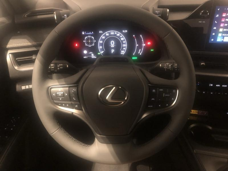 LEXUS UX d’occasion à vendre à LATTES chez ADL (Photo 14)