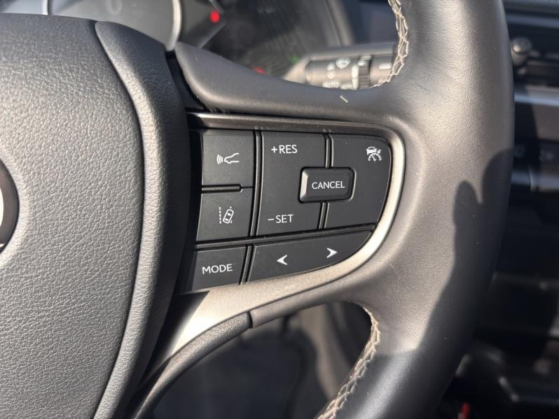 LEXUS UX d’occasion à vendre à LATTES chez ADL (Photo 12)