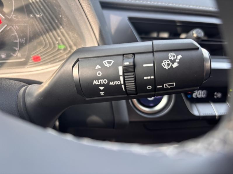 LEXUS UX d’occasion à vendre à LATTES chez ADL (Photo 13)
