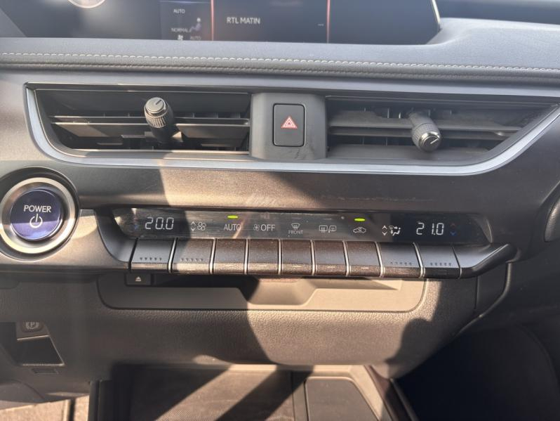 LEXUS UX d’occasion à vendre à LATTES chez ADL (Photo 17)