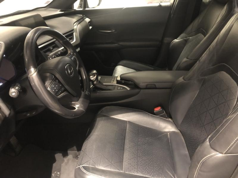 LEXUS UX d’occasion à vendre à LATTES chez ADL (Photo 10)