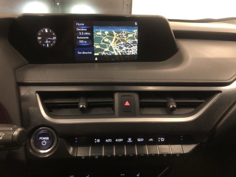 LEXUS UX d’occasion à vendre à LATTES chez ADL (Photo 17)