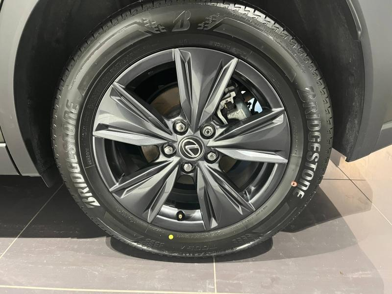 LEXUS UX d’occasion à vendre à LATTES chez ADL (Photo 9)