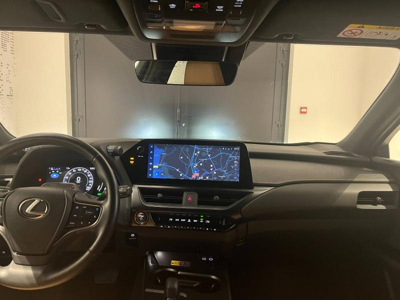 LEXUS UX d’occasion à vendre à LATTES chez ADL (Photo 14)