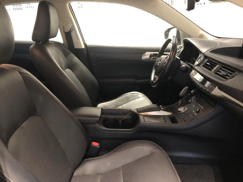 LEXUS CT d’occasion à vendre à LATTES chez ADL (Photo 10)