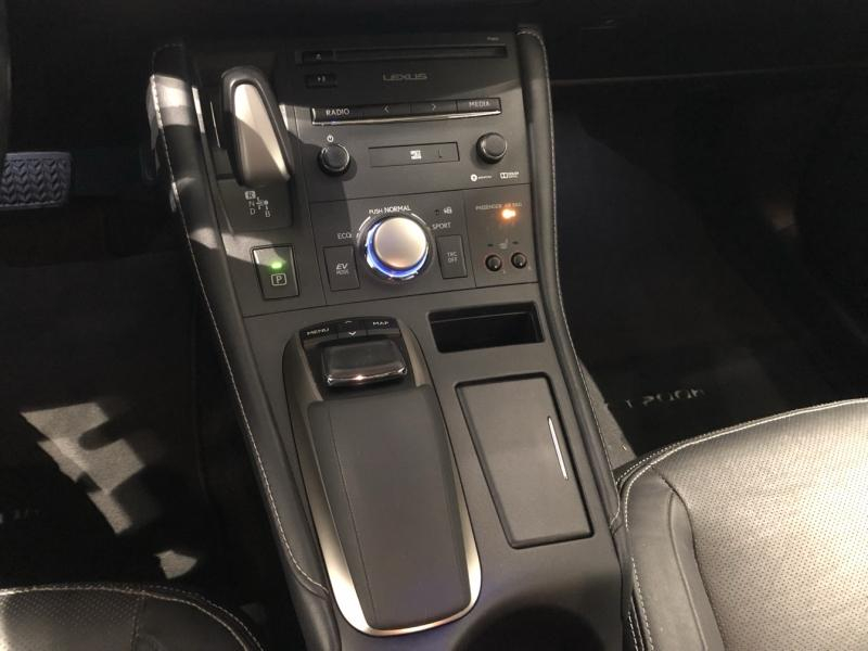 LEXUS CT d’occasion à vendre à LATTES chez ADL (Photo 17)
