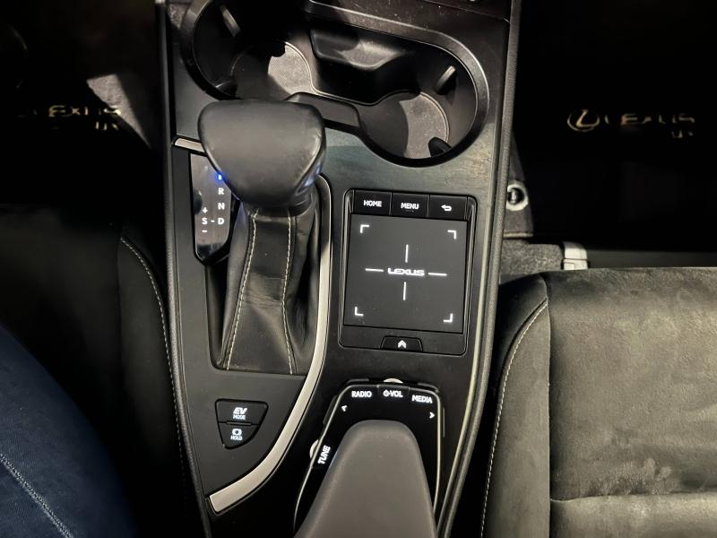 LEXUS UX d’occasion à vendre à LATTES chez ADL (Photo 13)