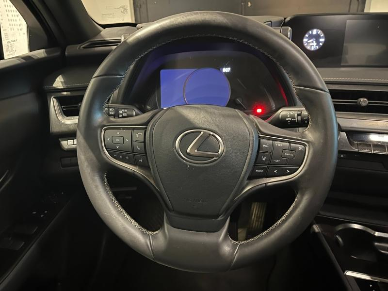 LEXUS UX d’occasion à vendre à LATTES chez ADL (Photo 15)