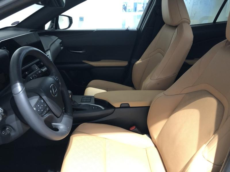 LEXUS UX d’occasion à vendre à LATTES chez ADL (Photo 10)