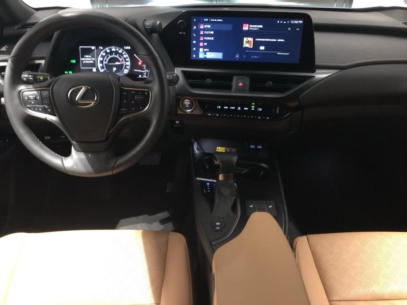 LEXUS UX d’occasion à vendre à LATTES chez ADL (Photo 14)