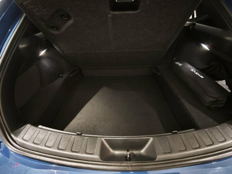 LEXUS UX d’occasion à vendre à LATTES chez ADL (Photo 9)