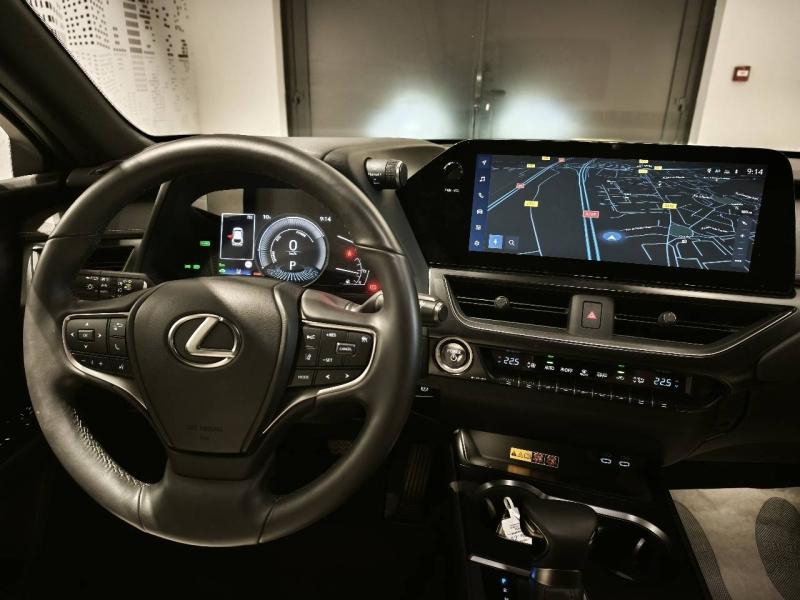 LEXUS UX d’occasion à vendre à LATTES chez ADL (Photo 15)