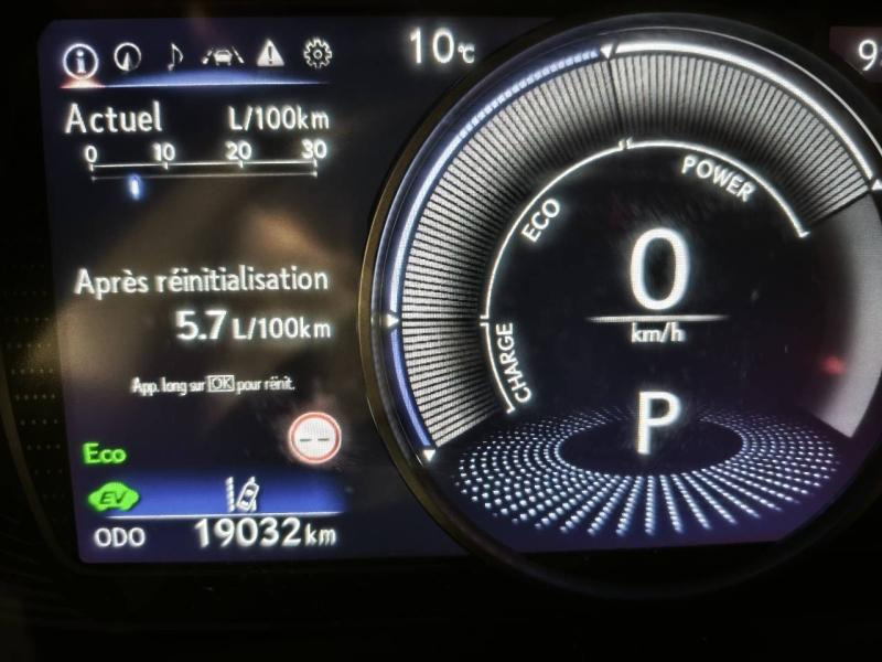 LEXUS UX d’occasion à vendre à LATTES chez ADL (Photo 17)