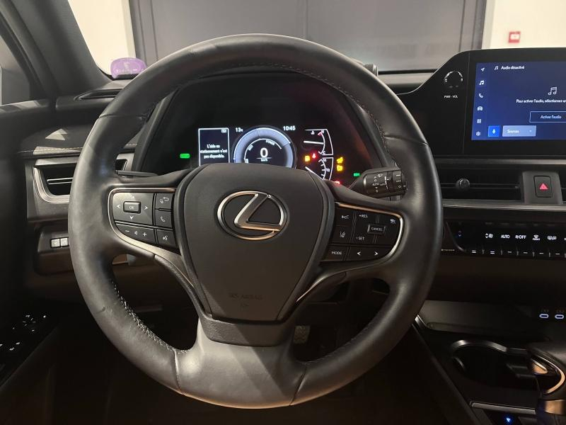 LEXUS UX d’occasion à vendre à LATTES chez ADL (Photo 13)