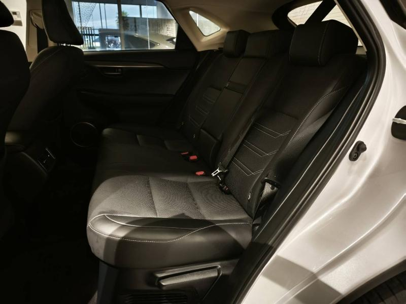 LEXUS CT d’occasion à vendre à LATTES chez ADL (Photo 20)