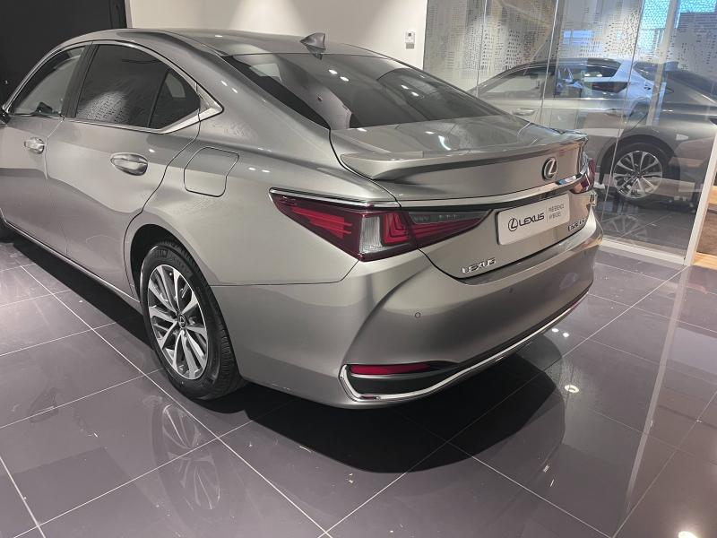 LEXUS ES d’occasion à vendre à LATTES chez ADL (Photo 5)