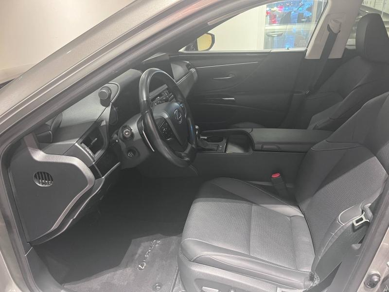 LEXUS ES d’occasion à vendre à LATTES chez ADL (Photo 7)