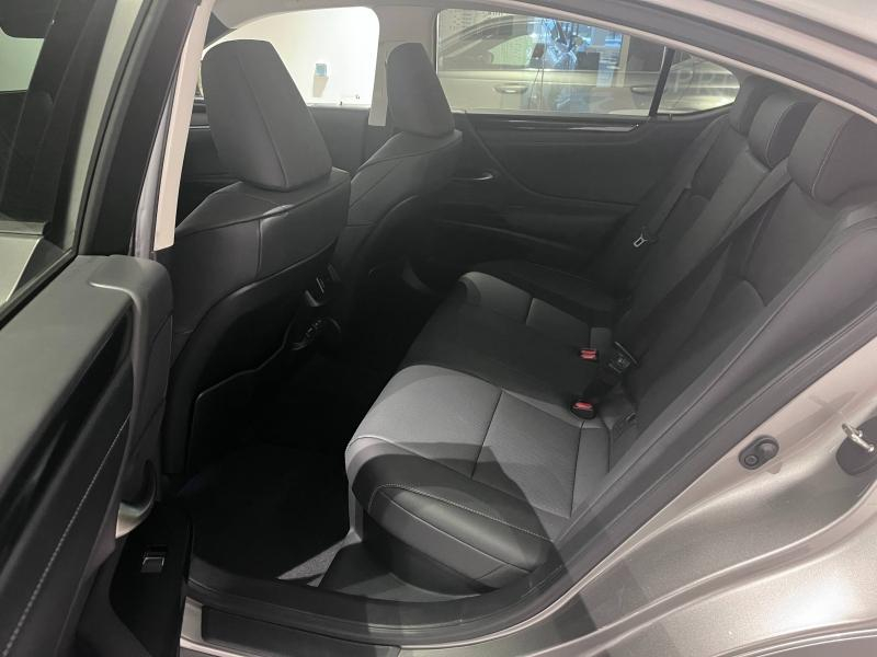 LEXUS ES d’occasion à vendre à LATTES chez ADL (Photo 9)