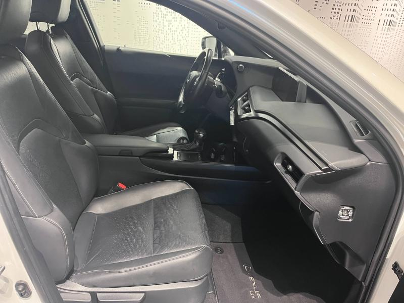 LEXUS UX d’occasion à vendre à LATTES chez ADL (Photo 11)