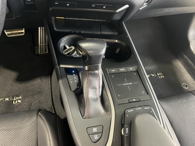 LEXUS UX d’occasion à vendre à LATTES chez ADL (Photo 12)