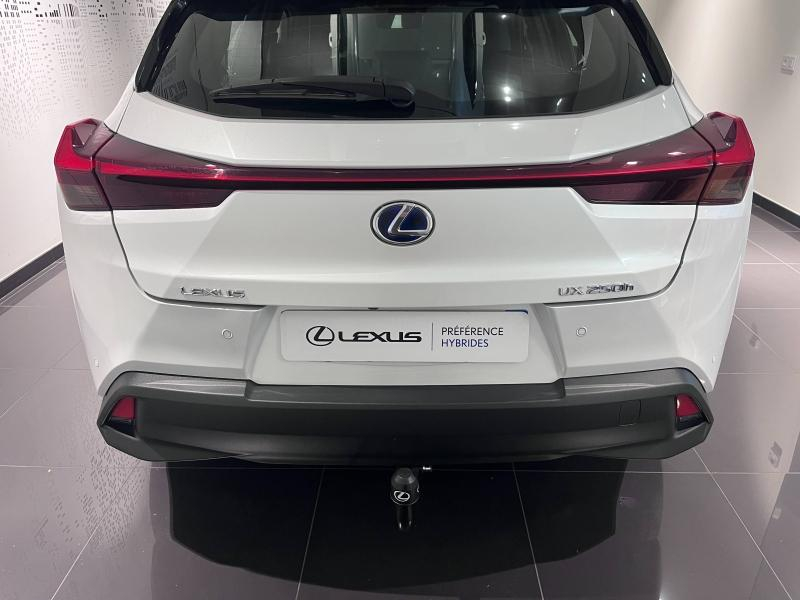 LEXUS UX d’occasion à vendre à LATTES chez ADL (Photo 4)