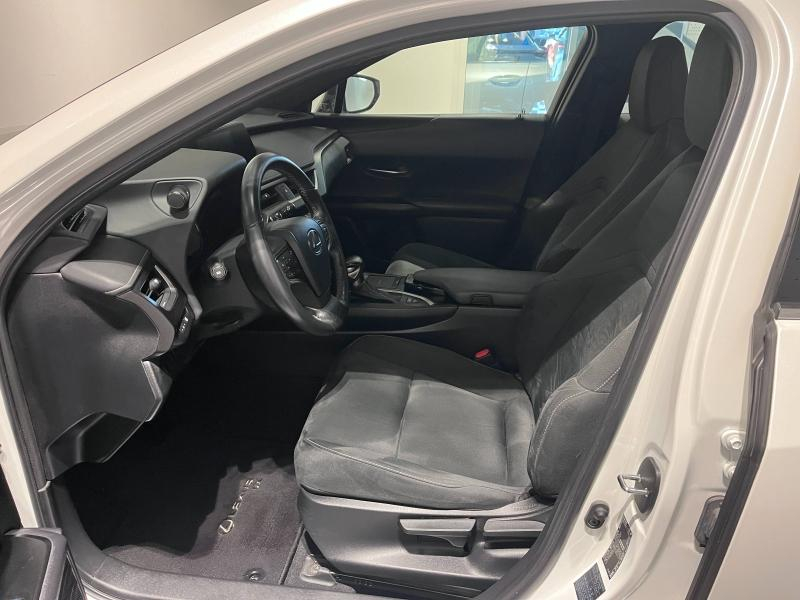 LEXUS UX d’occasion à vendre à LATTES chez ADL (Photo 19)