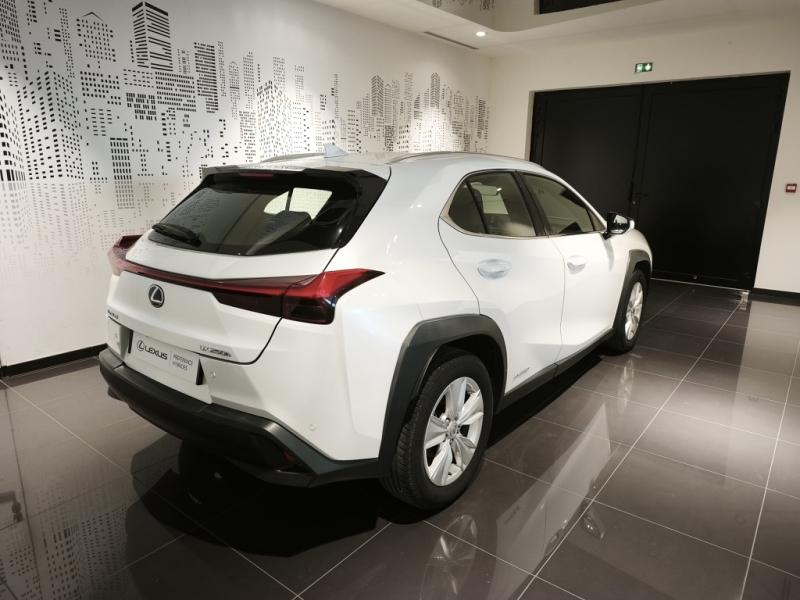 LEXUS UX d’occasion à vendre à LATTES chez ADL (Photo 4)
