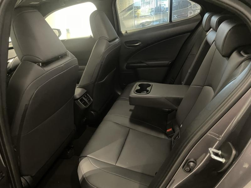 LEXUS UX d’occasion à vendre à LATTES chez ADL (Photo 16)