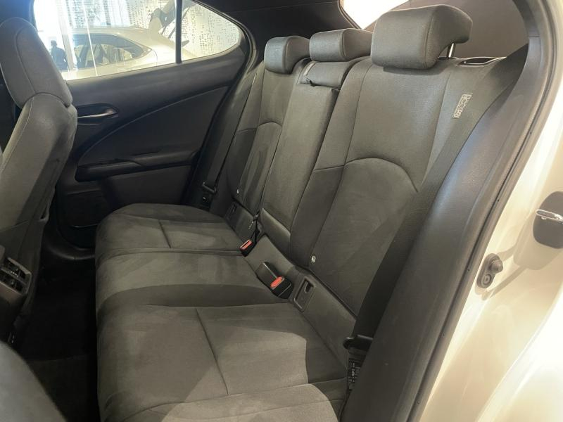 LEXUS UX d’occasion à vendre à LATTES chez ADL (Photo 12)