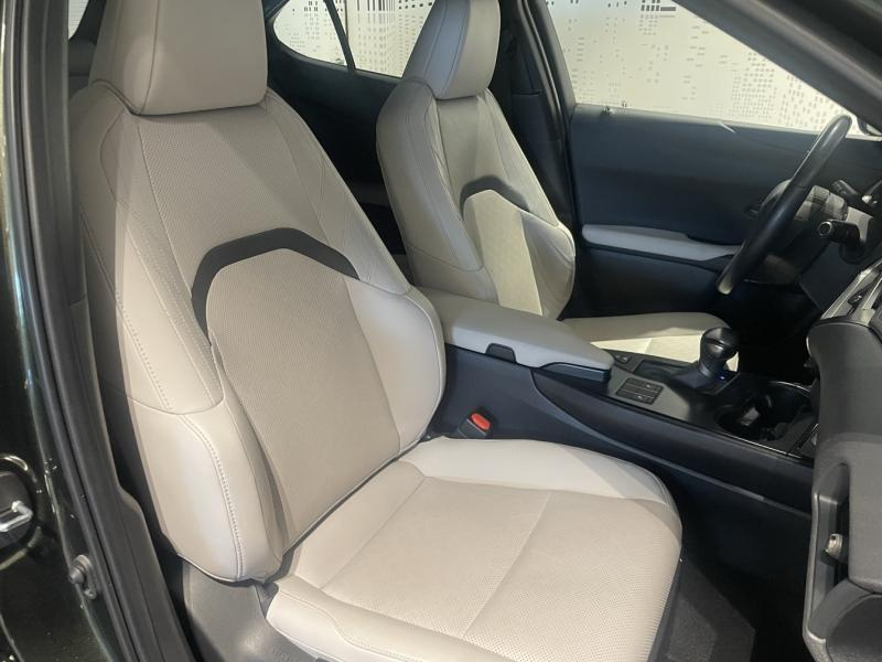 LEXUS UX d’occasion à vendre à LATTES chez ADL (Photo 19)